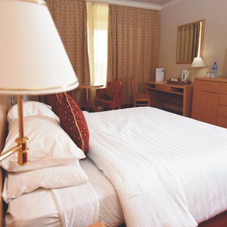 Nicon Luxury Abuja Hotel Exterior foto