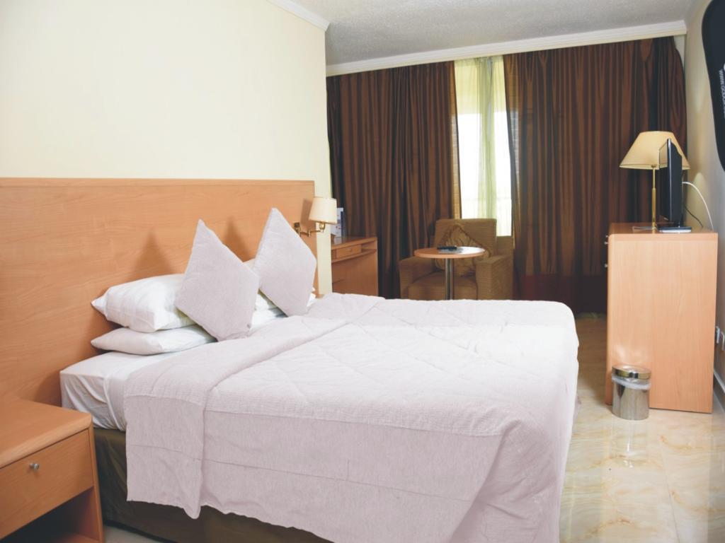 Nicon Luxury Abuja Hotel Exterior foto
