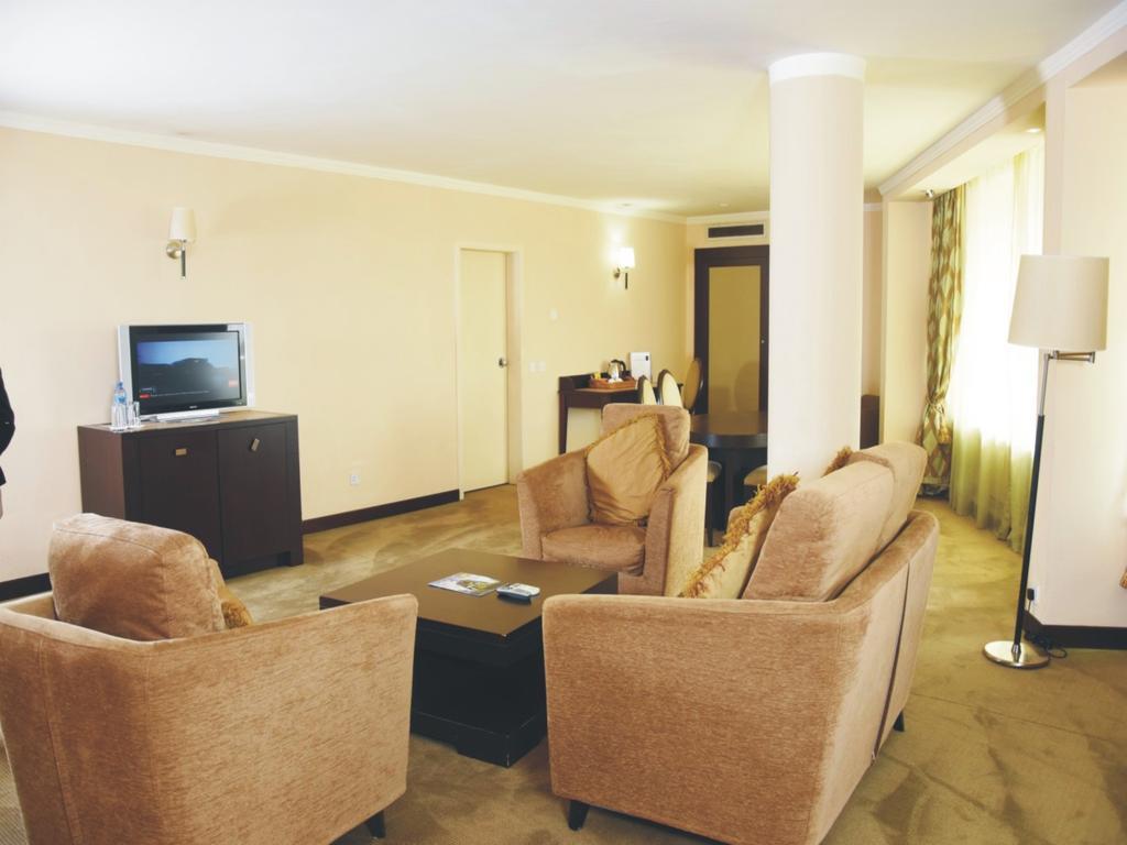 Nicon Luxury Abuja Hotel Exterior foto